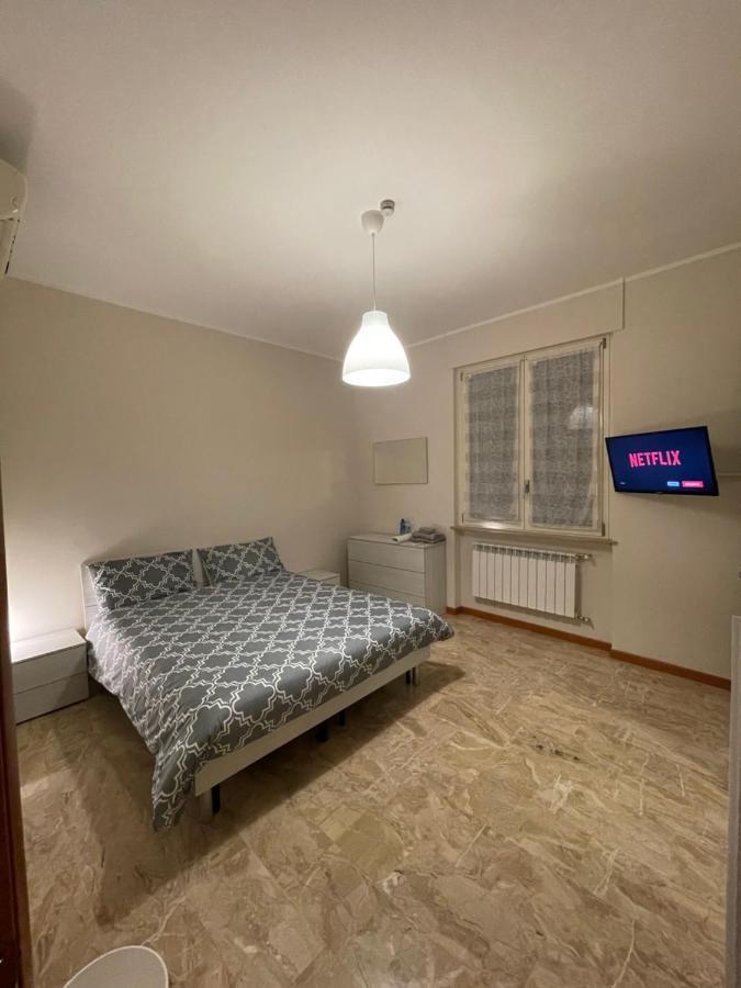 Appartamento Privato A Piacenza Con 3 Camere Matrimoniali Ngoại thất bức ảnh